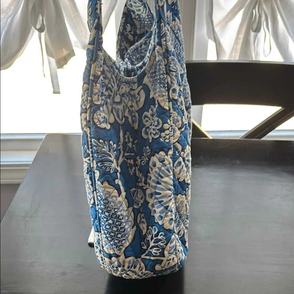 👜 Vera Bradley Blue Lagoon Large Hobo Bag Retired Pattern